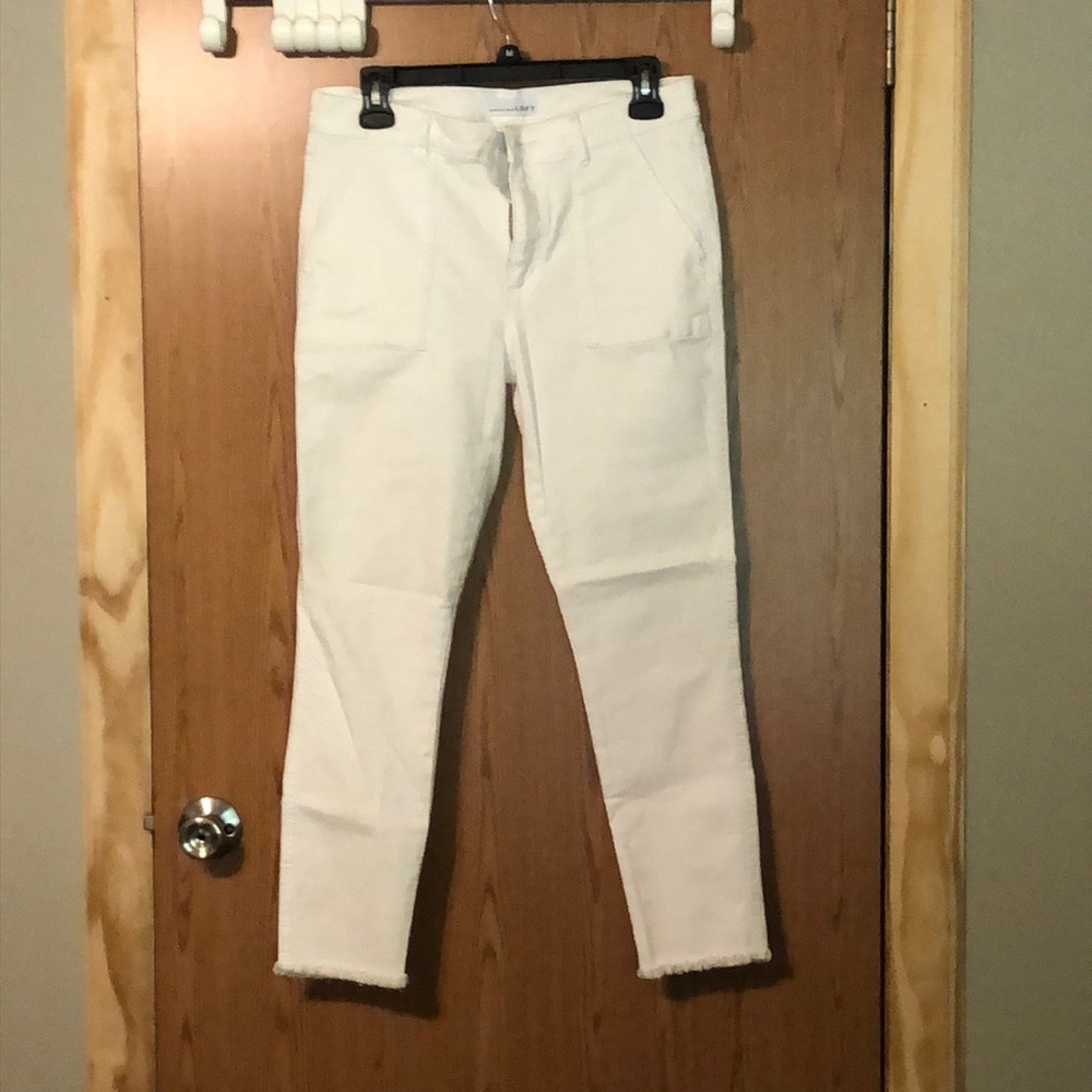 Size 6 (28) Loft skinny jeans